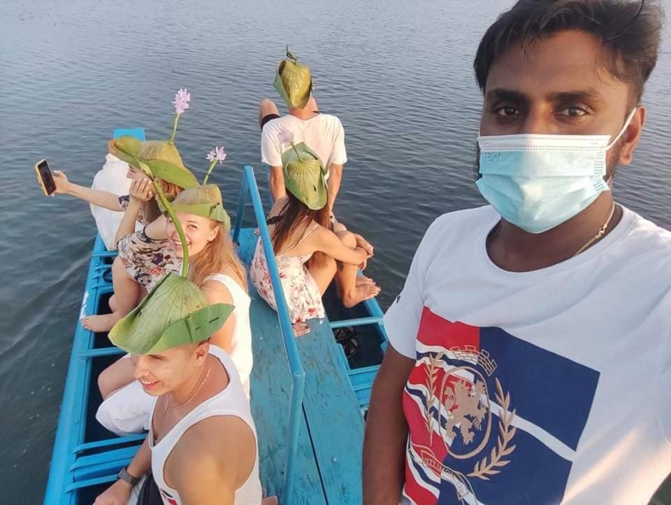 Visu Villa Hotel Habarana Exteriör bild