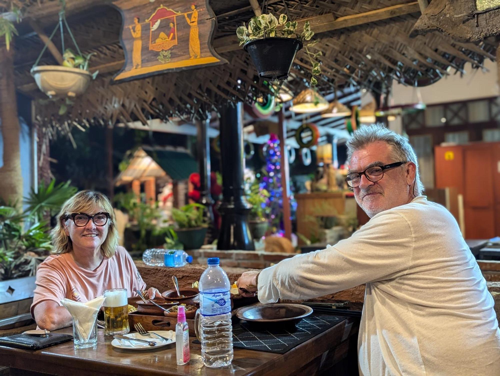 Visu Villa Hotel Habarana Exteriör bild